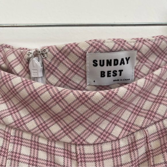 Aritzia Sunday Best Olive Mini Skirt - Picture 2 of 3